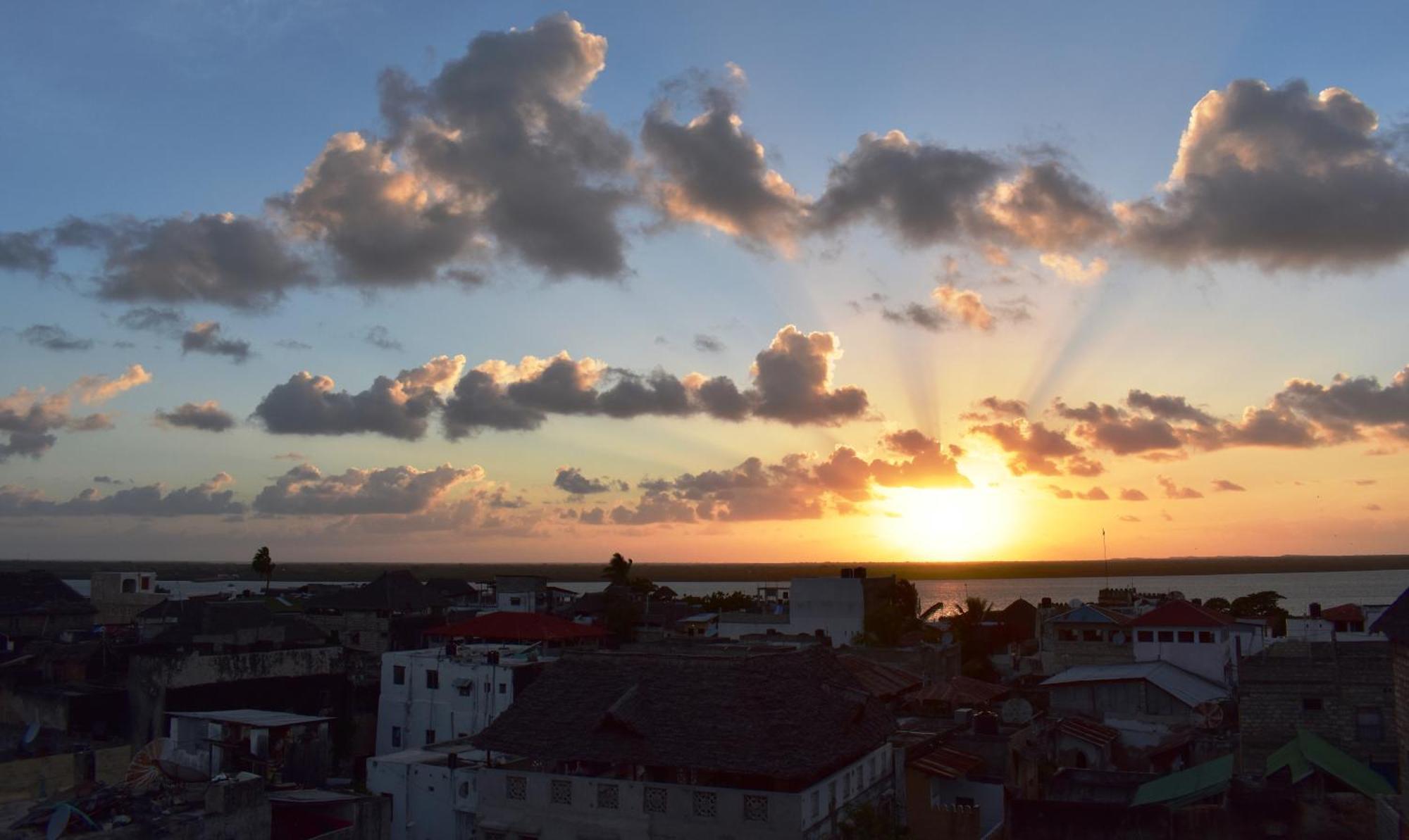 Jambohouse Lamu Bed & Breakfast ภายนอก รูปภาพ